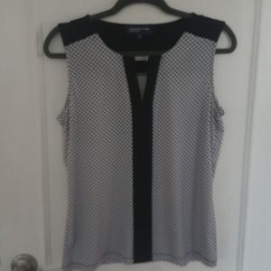 Women's sleeveless blouse